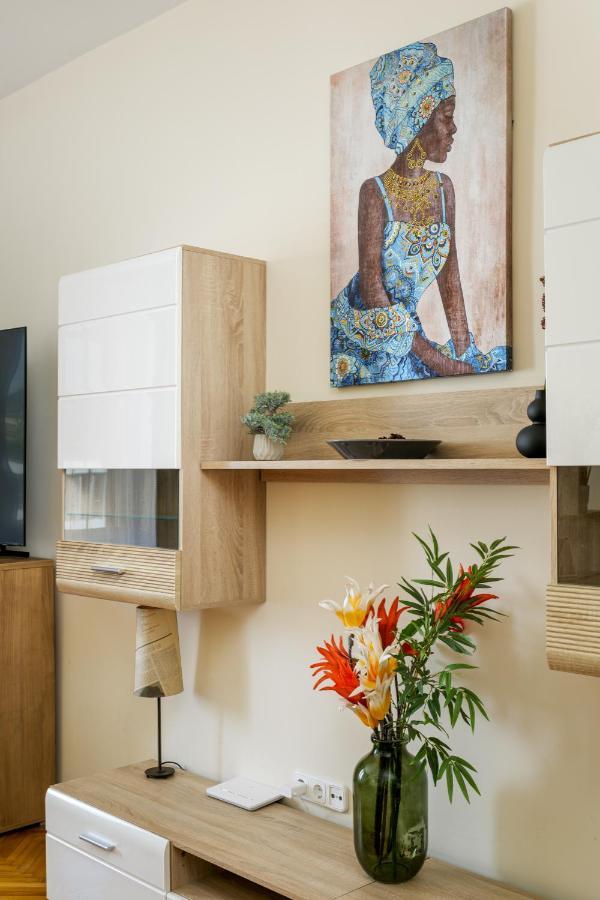 Margaret Apartment By The Danube Budapest Esterno foto