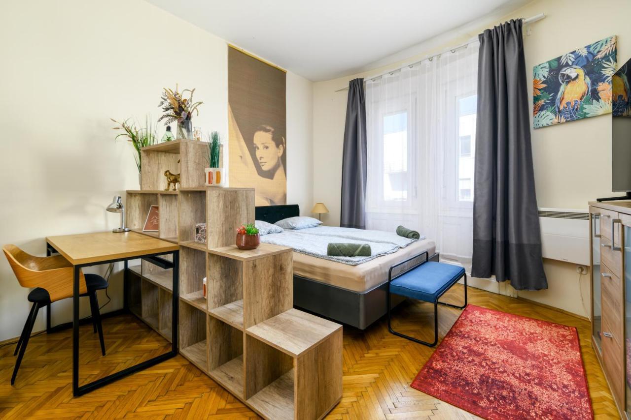Margaret Apartment By The Danube Budapest Esterno foto