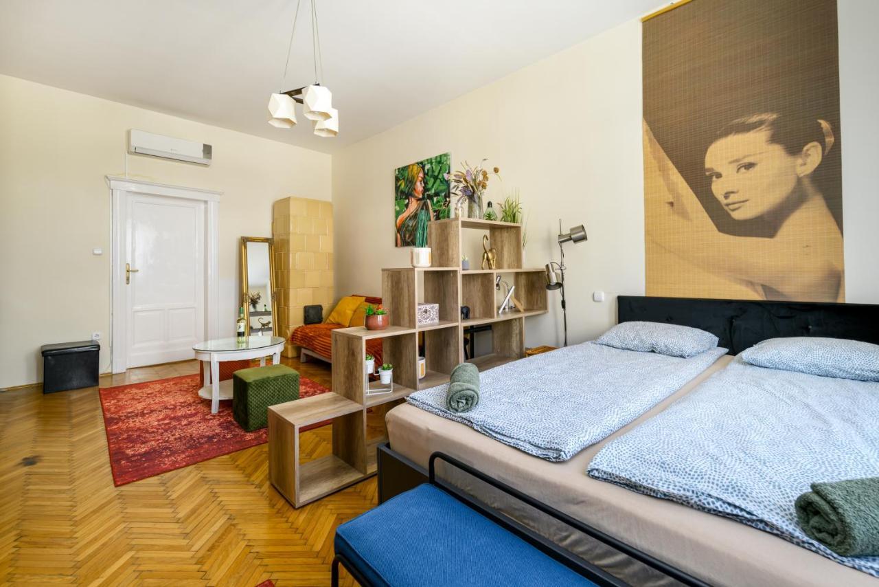 Margaret Apartment By The Danube Budapest Esterno foto