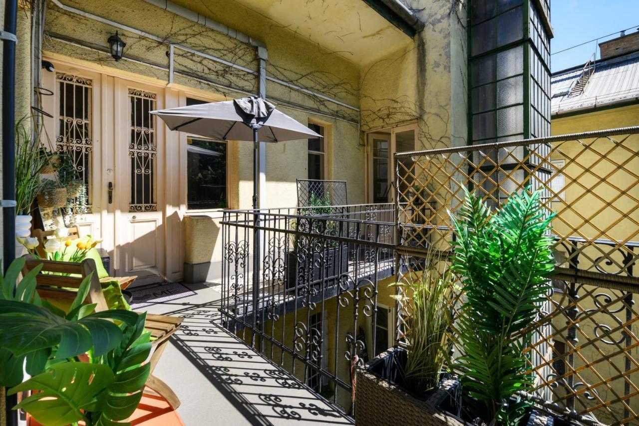Margaret Apartment By The Danube Budapest Esterno foto